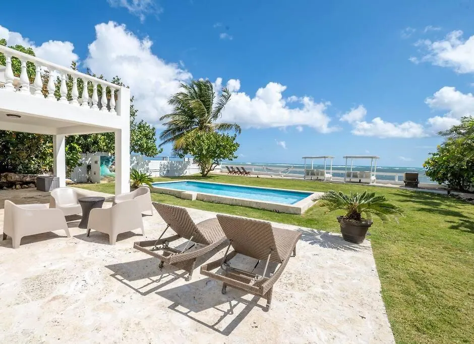 Casa Blanca - Exclusive Oceanfront Villa With Large Pool 里奥格兰德 波多黎各